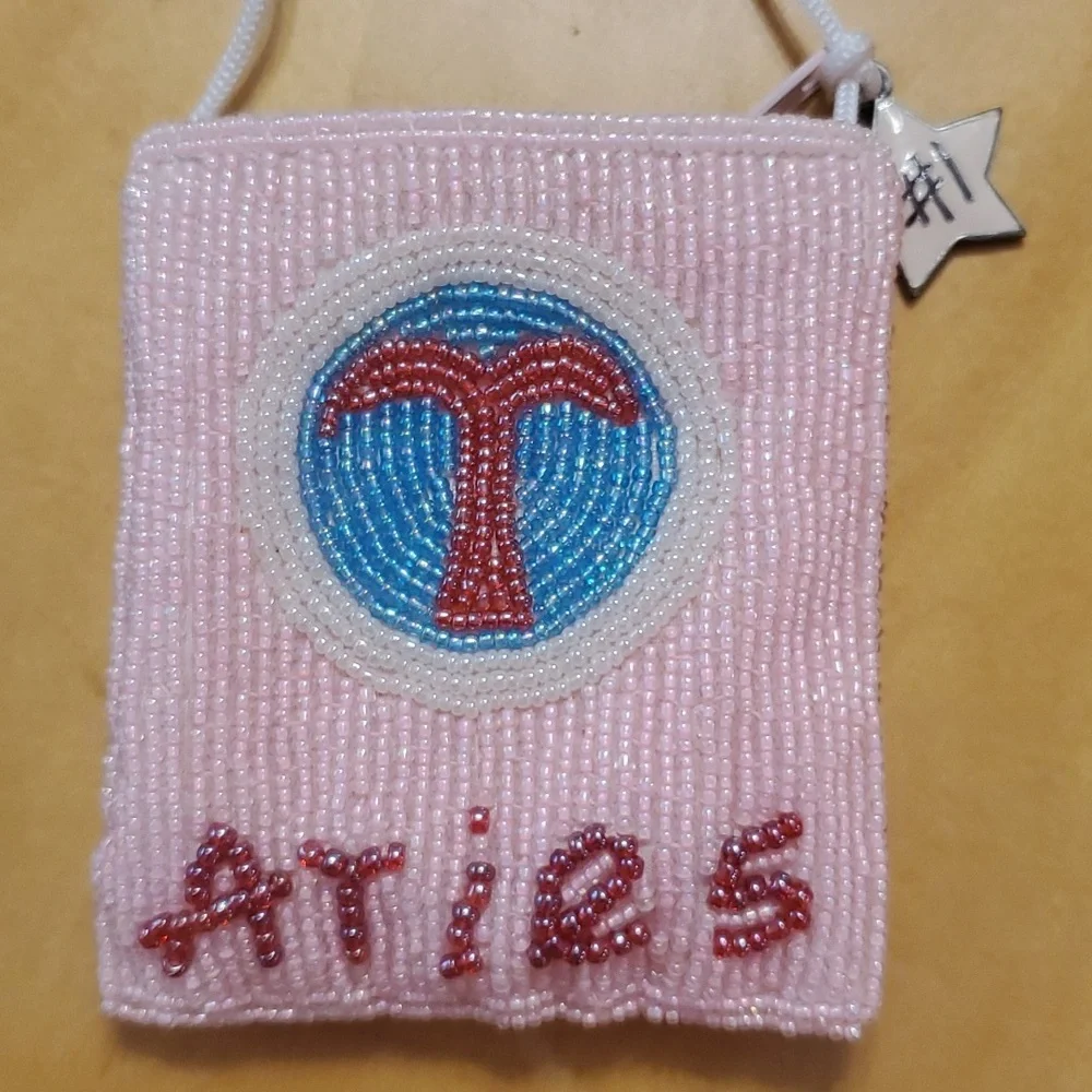ARIES mini pink change purse 👛 - Picture 3 of 10